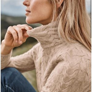 NWT Garnet Hill 100% Cashmere Sweater xs